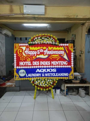 Papan Bunga di Petojo Utara