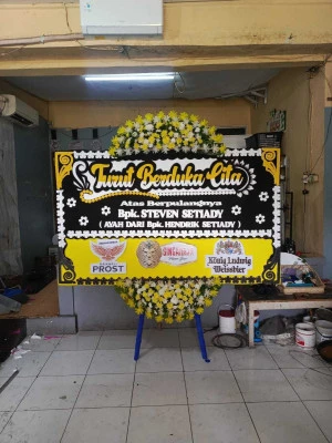 Papan Bunga di Petojo Utara