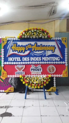 Papan Bunga di Petojo Utara